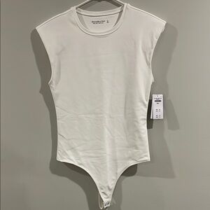 Abercrombie & Fitch Bodysuit With Shoulder Pads in White, Size S (NWT)